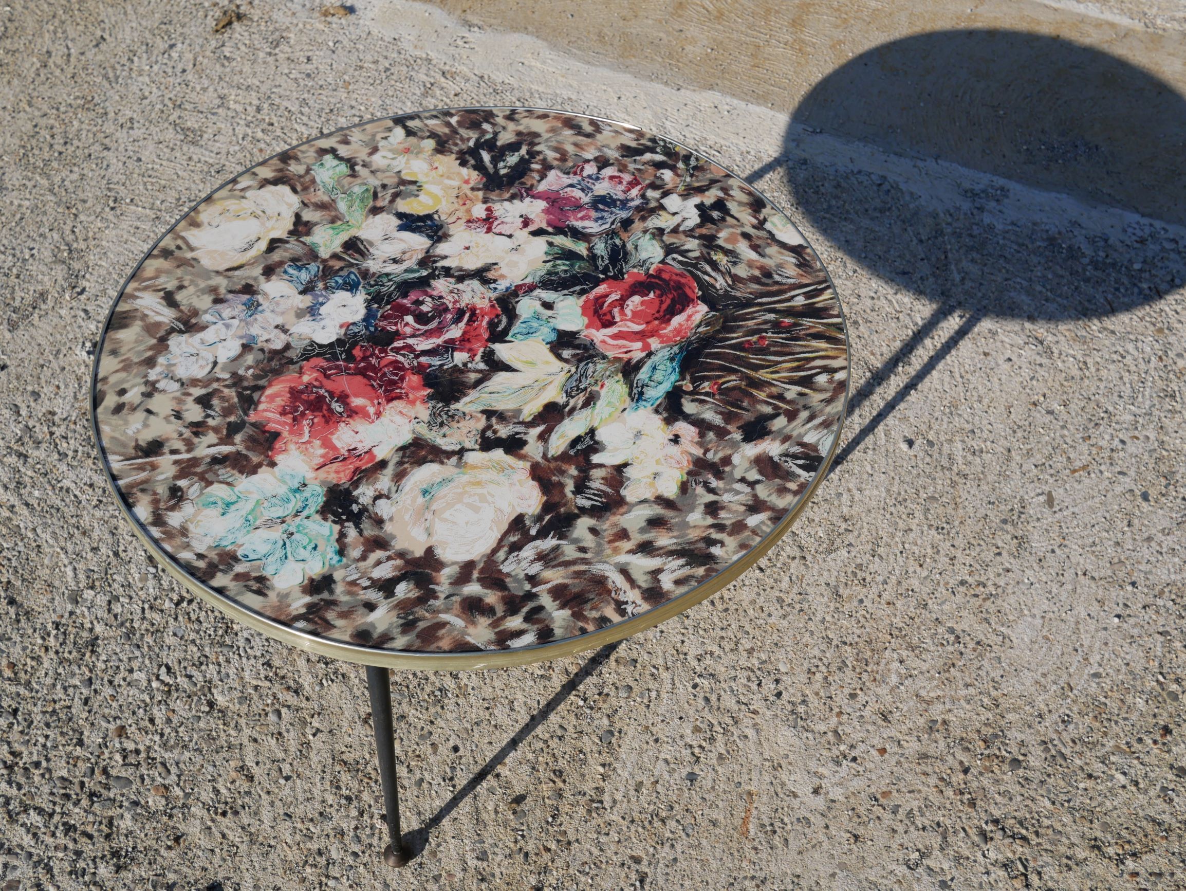 Table tripod / vintage side table