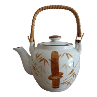 Asian style teapot bamboo handle