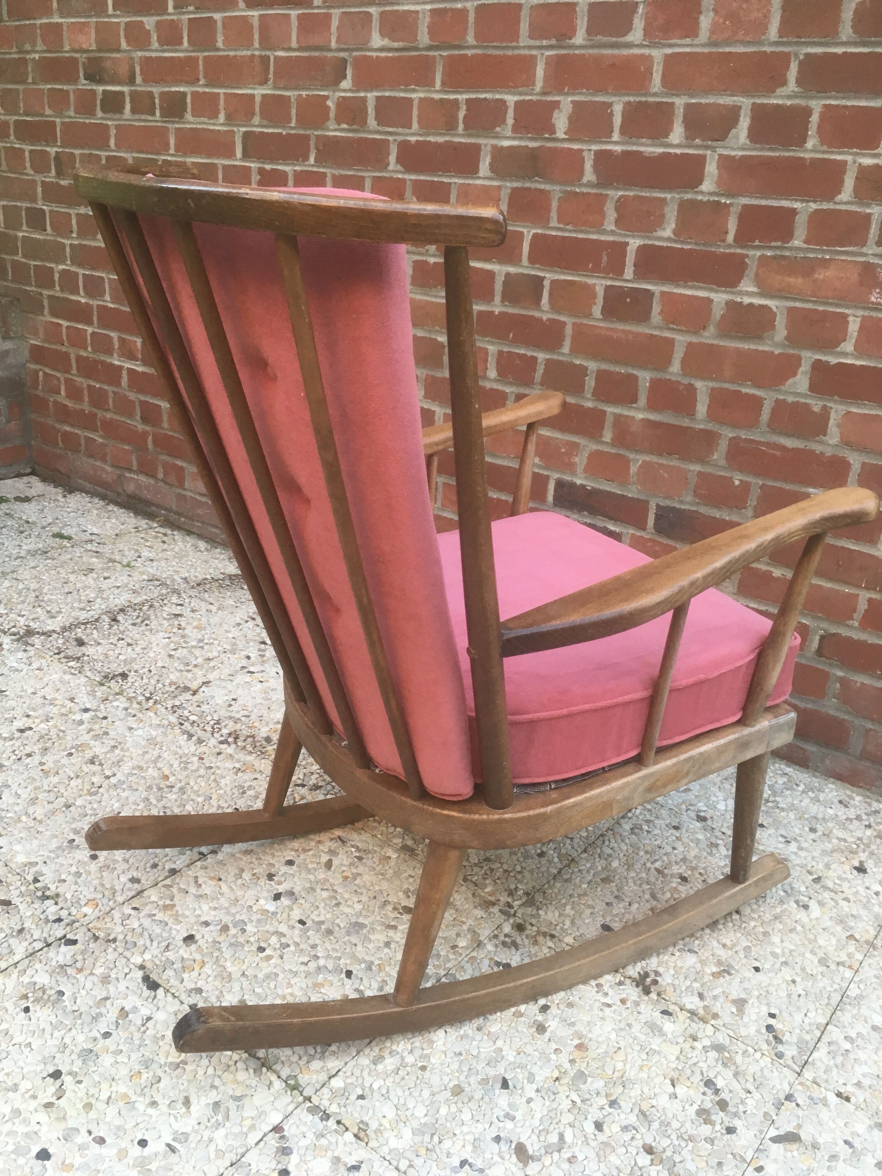 Powder pink baumann rocking chair