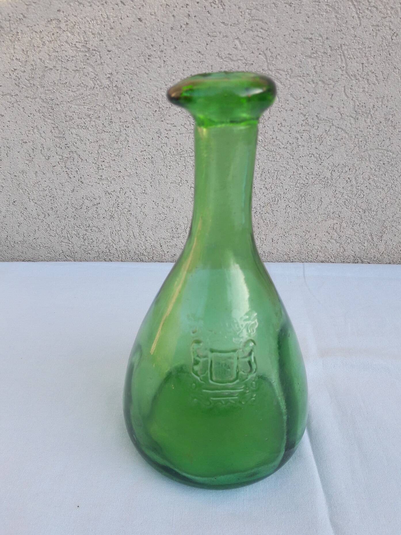 Glass carafe