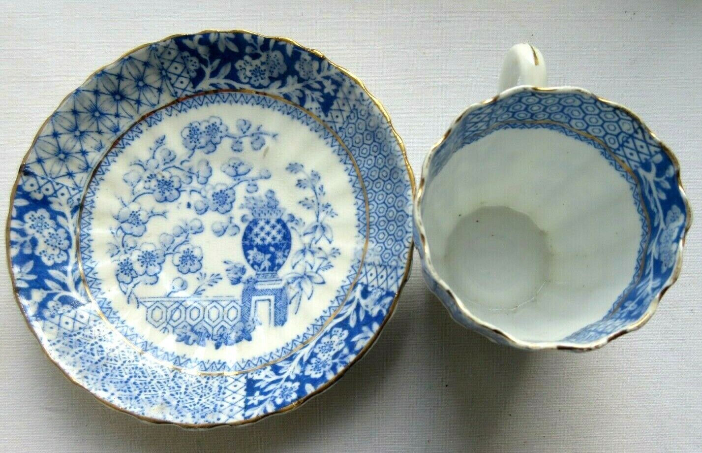 Coffee or teacup on saucer, Lunéville Lace model, in blue