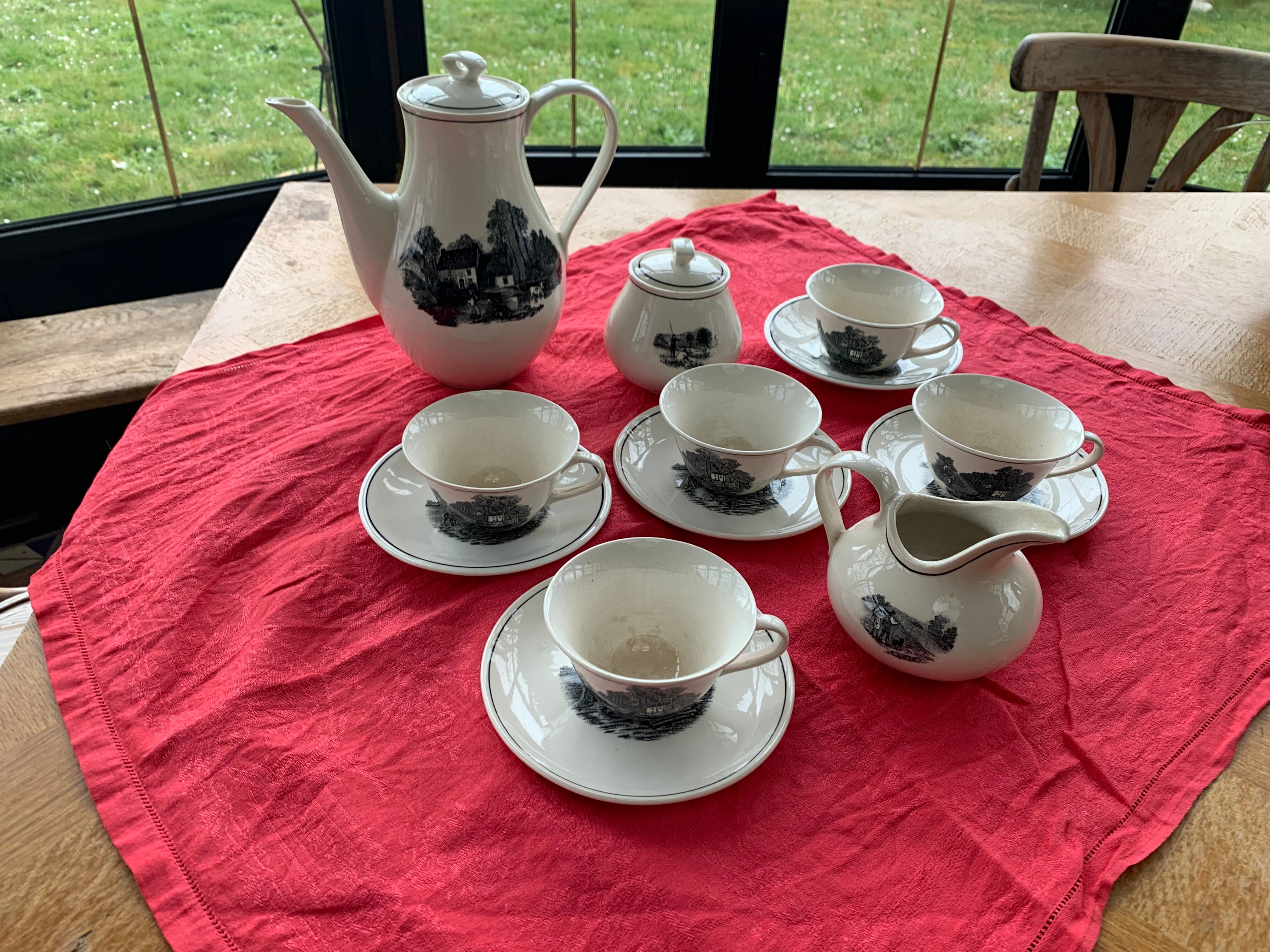 Coffee service keraluX boch Freres Belgium peasant scenes art deco