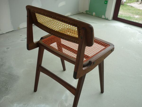 Chaise de bureau pieds compas 50/52