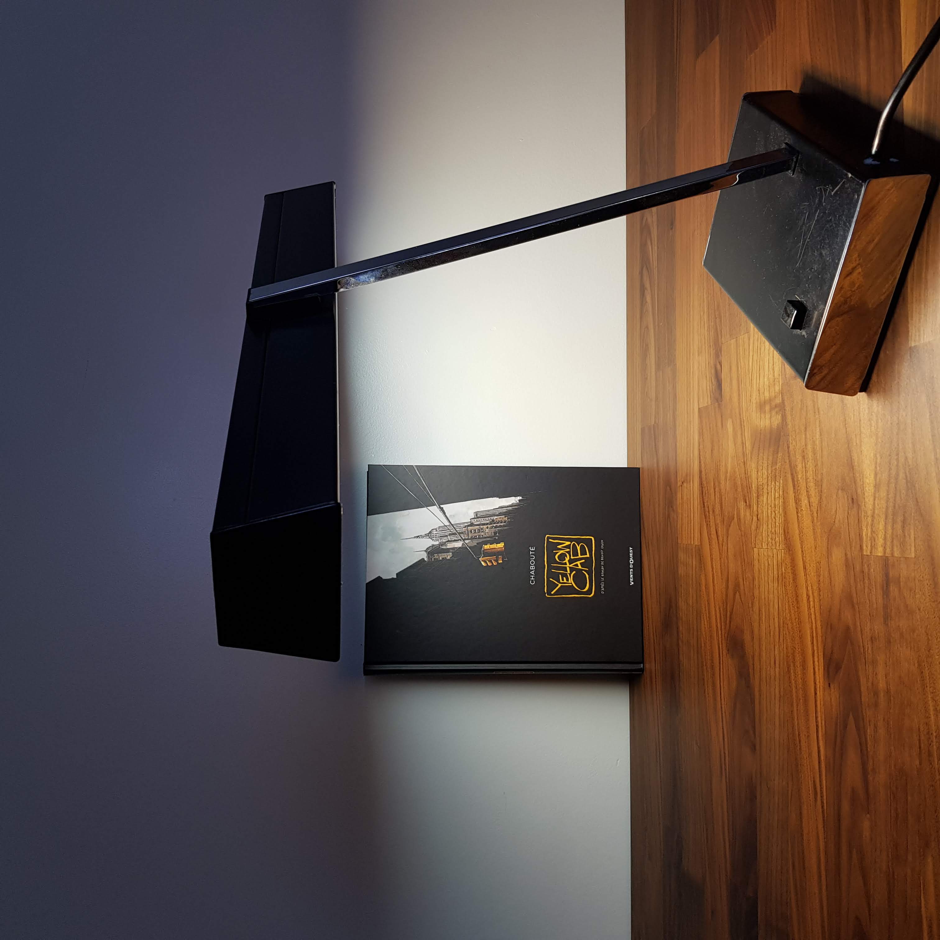 Large Scandinavian desk lamp designer Jac Jacobsen editor Luxo in black and chrome lacquered metal