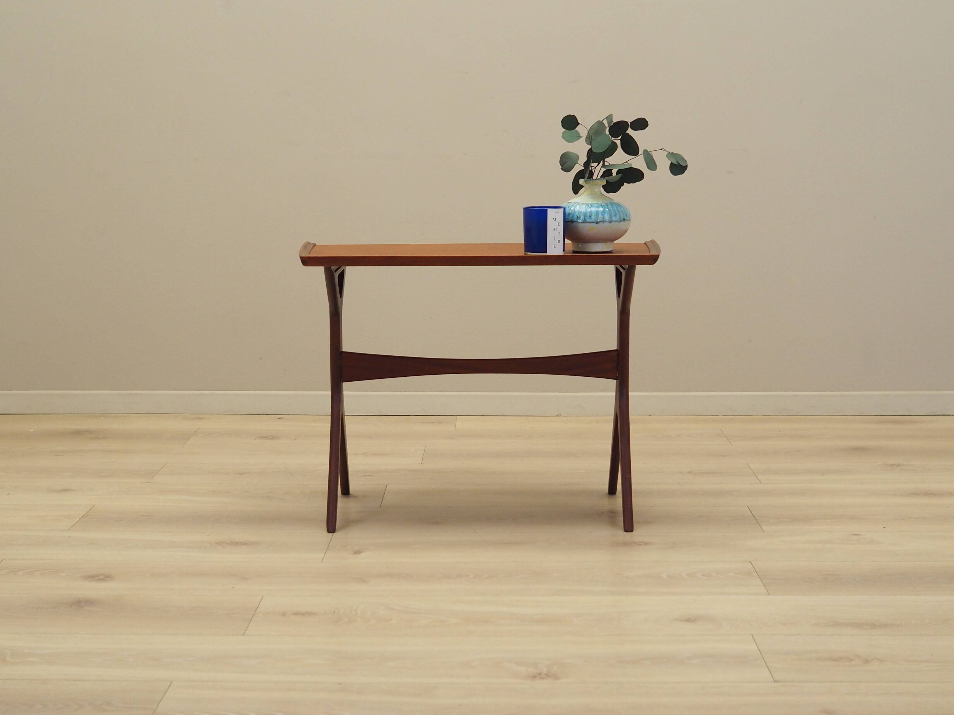 Teak coffee table, Danish design, 1970s, production: Denmark