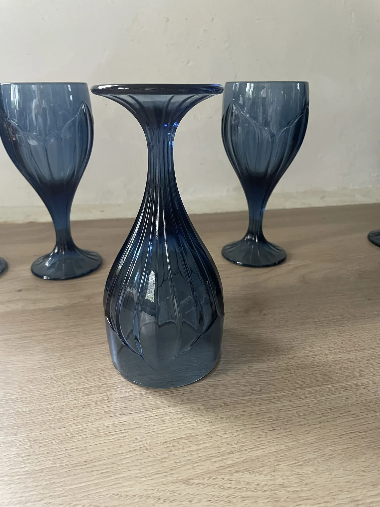 Set of four wine glasses model "Sky Blossoms" by Lenox Art Nouveau style.