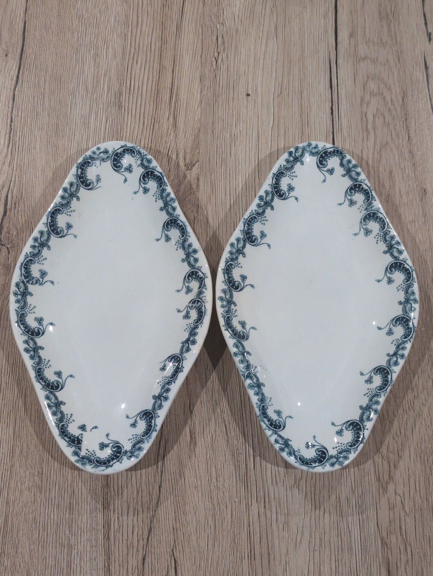 Pair of Saint Amand Hamage Byzantine Earthenware Dishes 24cm