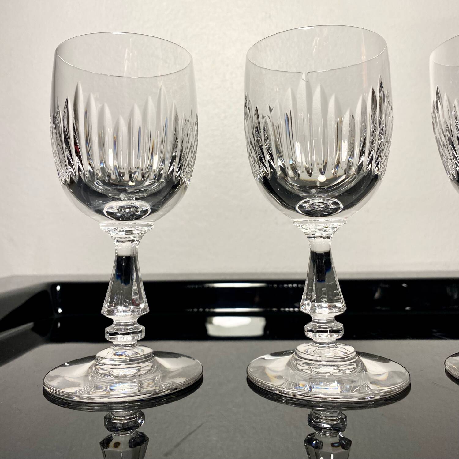 4 saint louis glasses