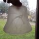 Lampe à poser pied métal chromé et abat-jour en verre blanc 37 cm