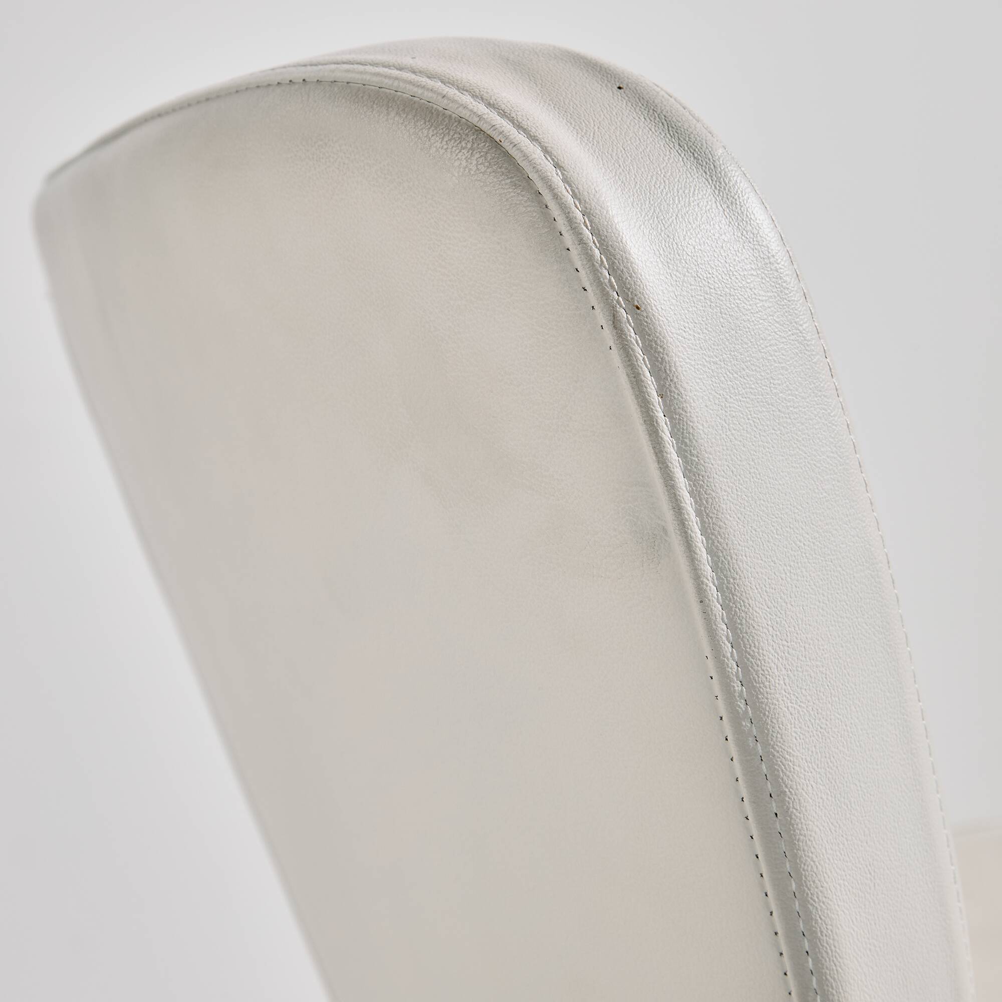Italian leather armchair by Tonon