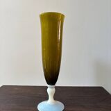 Vase en verre vert Empoli pied bianco latte vintage