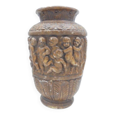 Vase en plâtre