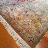 Extra fine Ghoum carpet from Iran in silk, signed Bahrami.