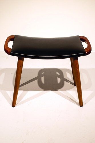 Scandinavian Stool in Teak and Leatherette