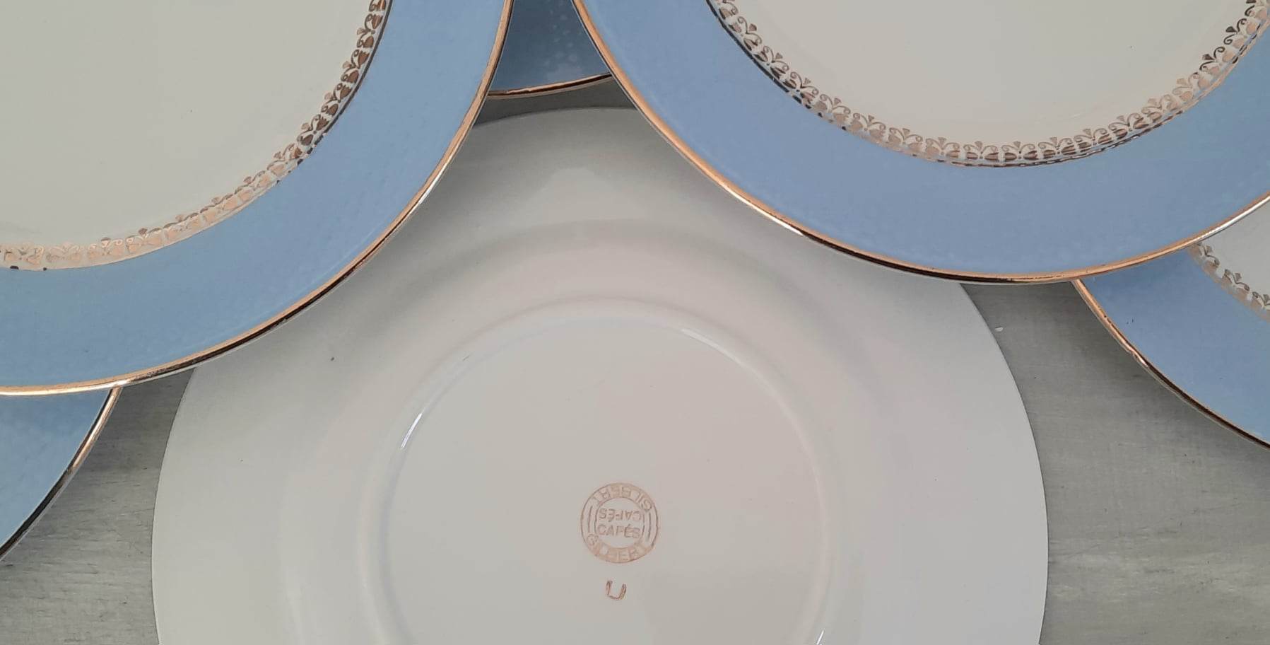 Flat Plates in Faience Café Gilbert by Moulin des Loups Vintage