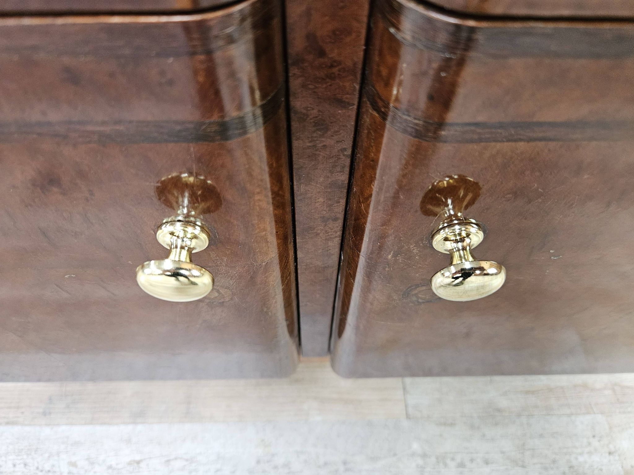 Art Deco dressing tables in walnut and light walnut