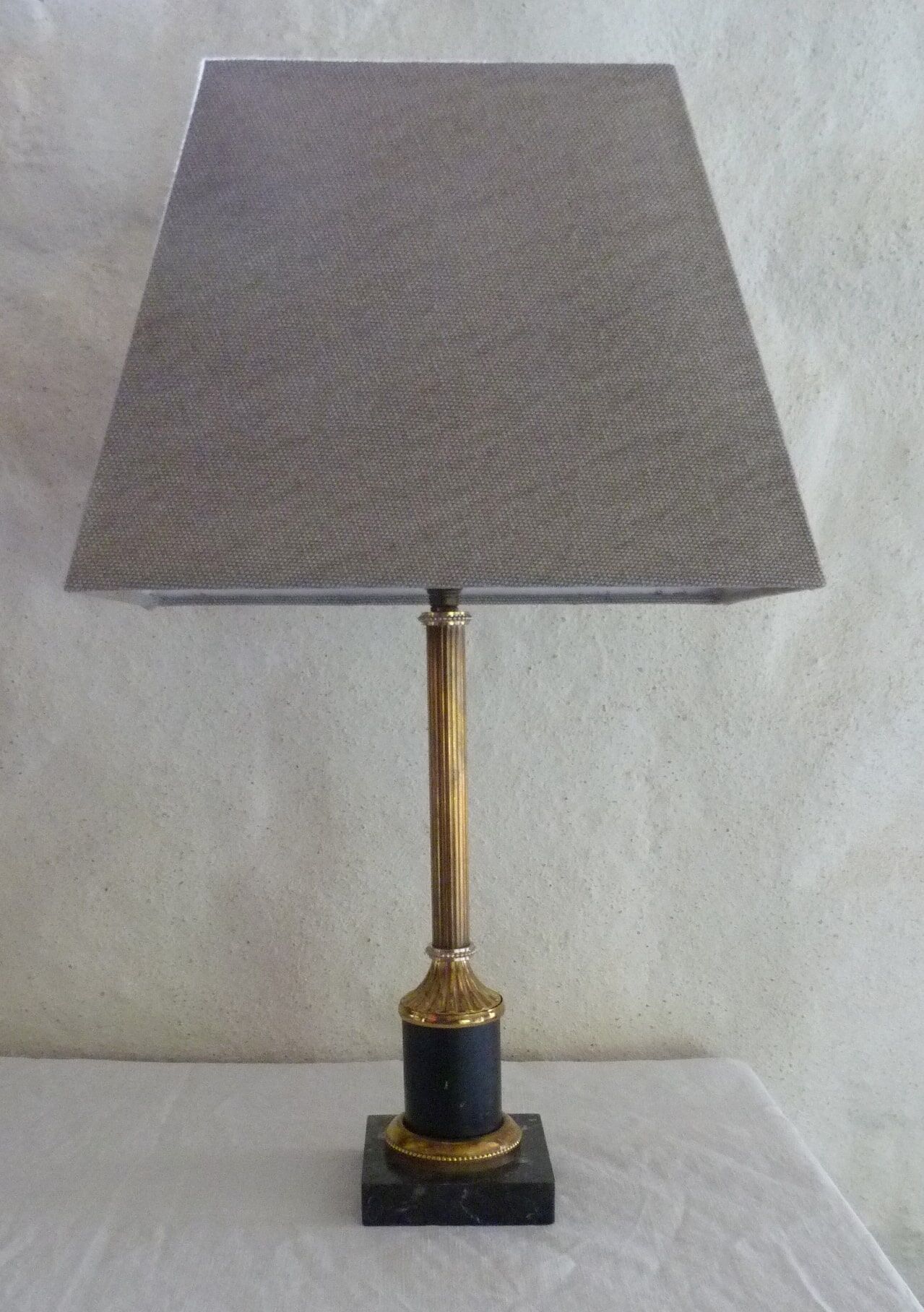 Marble lamp