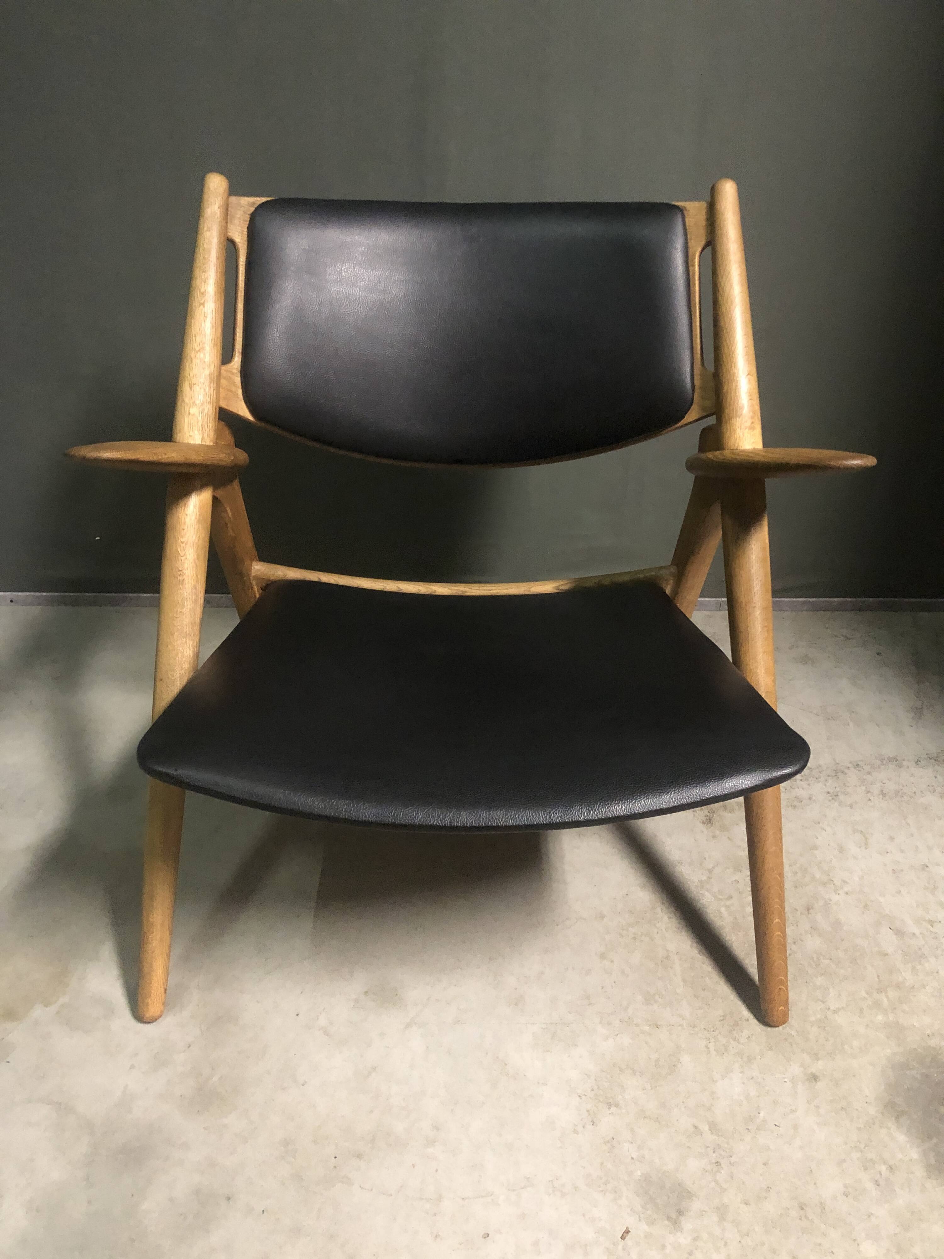 CH28 Sawbuck Lounge Chair by Hans Wegner for Carl Hansen & Søn, 1950s