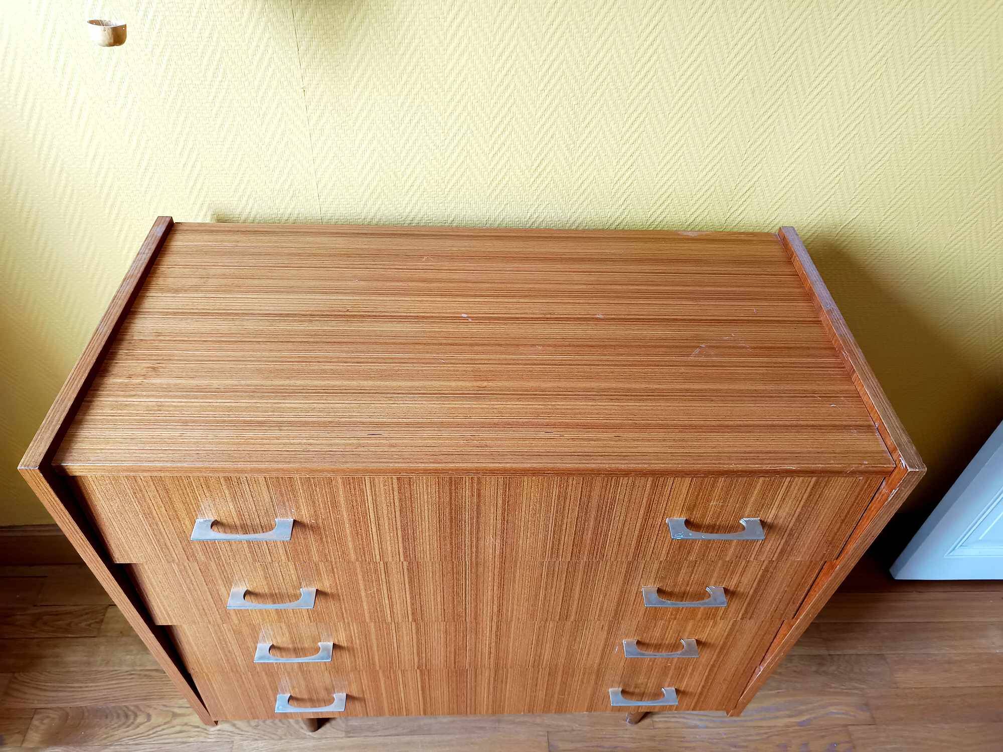 Commode vintage pieds compas 1960