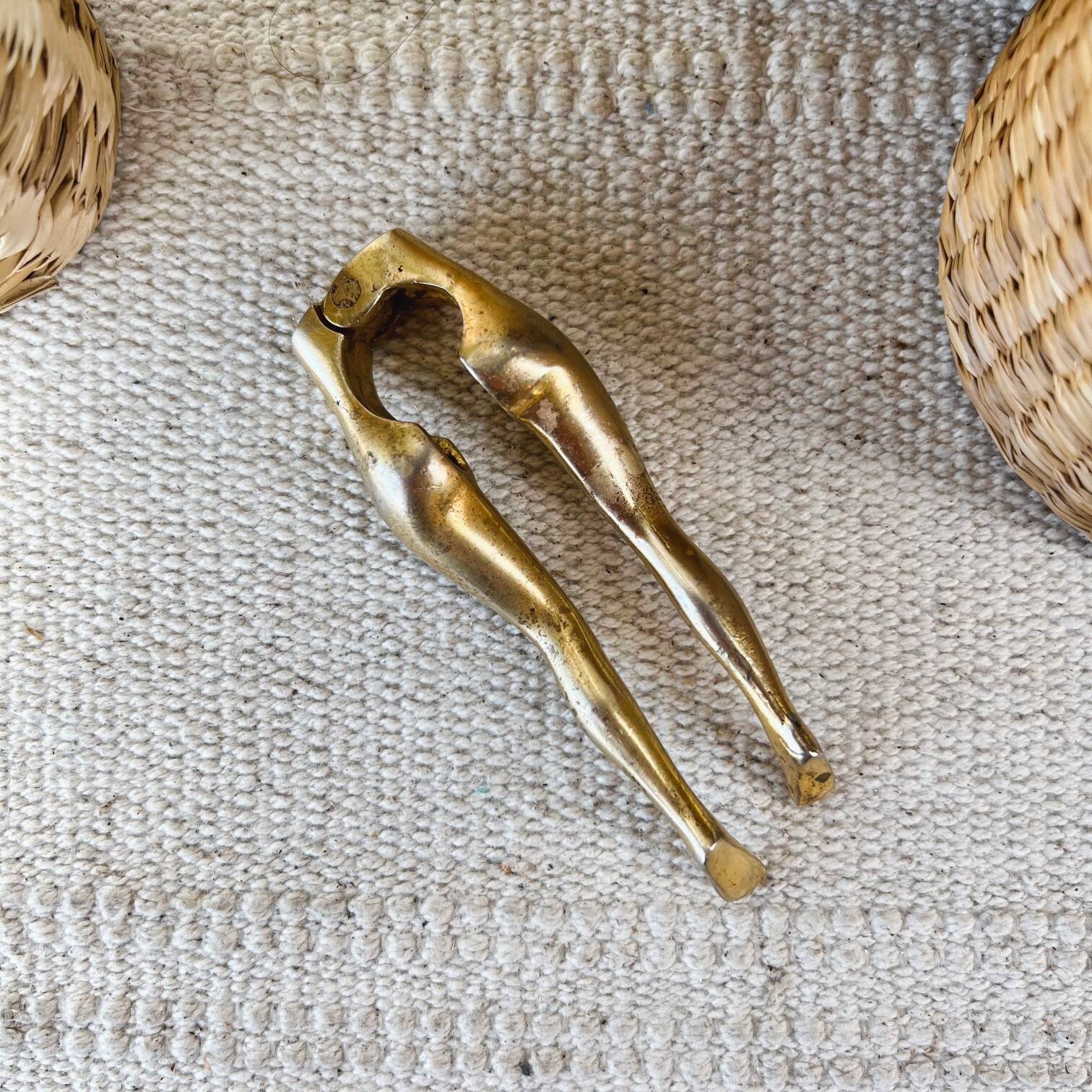 Brass nutcracker “les belles gambettes”