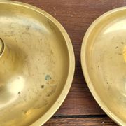 Paire de Bougeoirs Louis Philippe en laiton 1900s