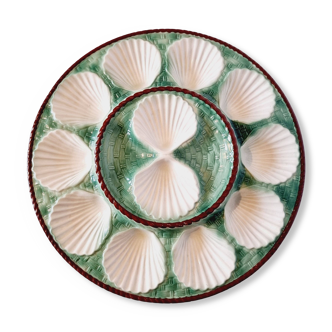 Large oyster or shell plate in barbonite and basketry majolica from Saint Clément