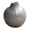 Round vase