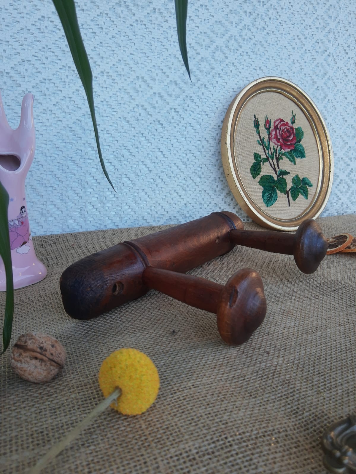 Coat rack 2 wooden hooks vintage