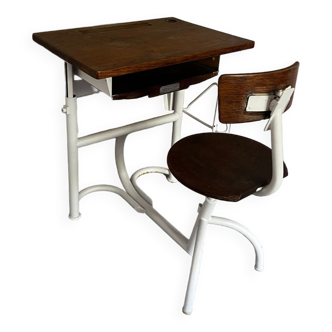 Children's desk