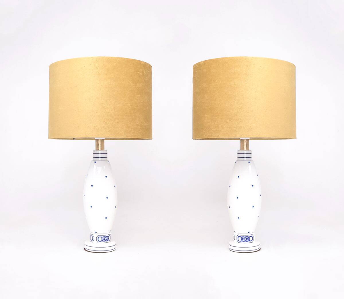 Set of 2 porcelain table lamps by Le Dauphin, 1970s
