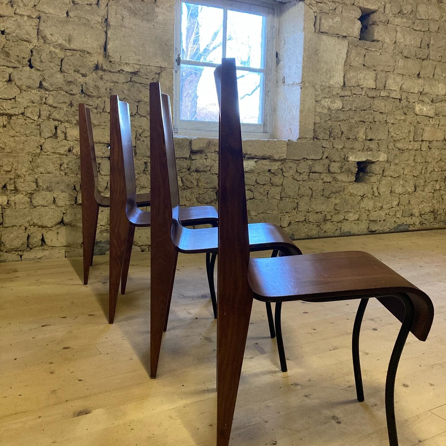 4 wooden chairs