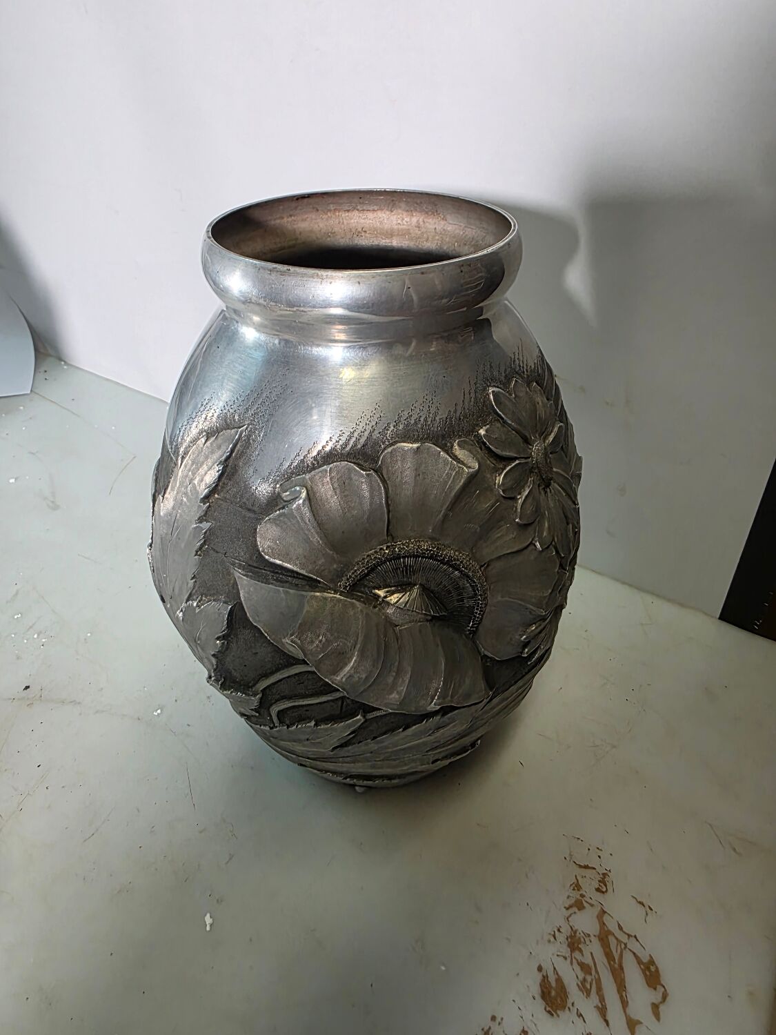 Art Deco vase in repoussé tin Signed Houzeaux Floral decoration 30 cm