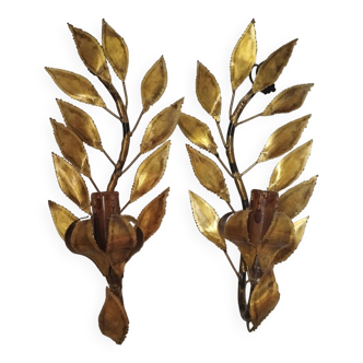 Pair of gold metal floral leaf sconces