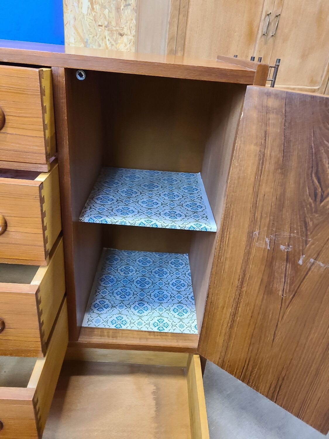 Commode scandinave vers 1960