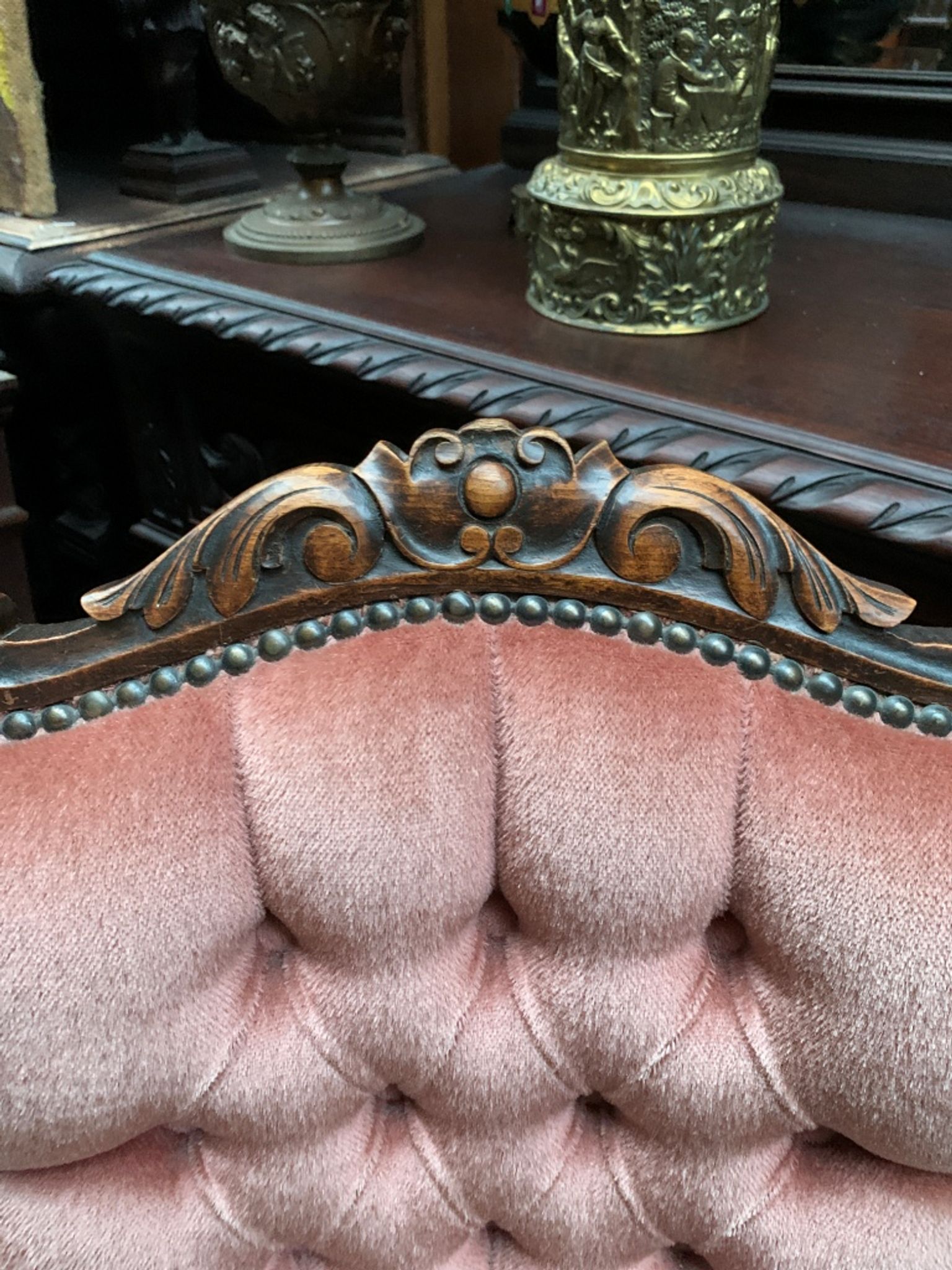 Ensemble de six chaises.
