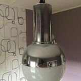 Suspension 3 chrome balls and opaline