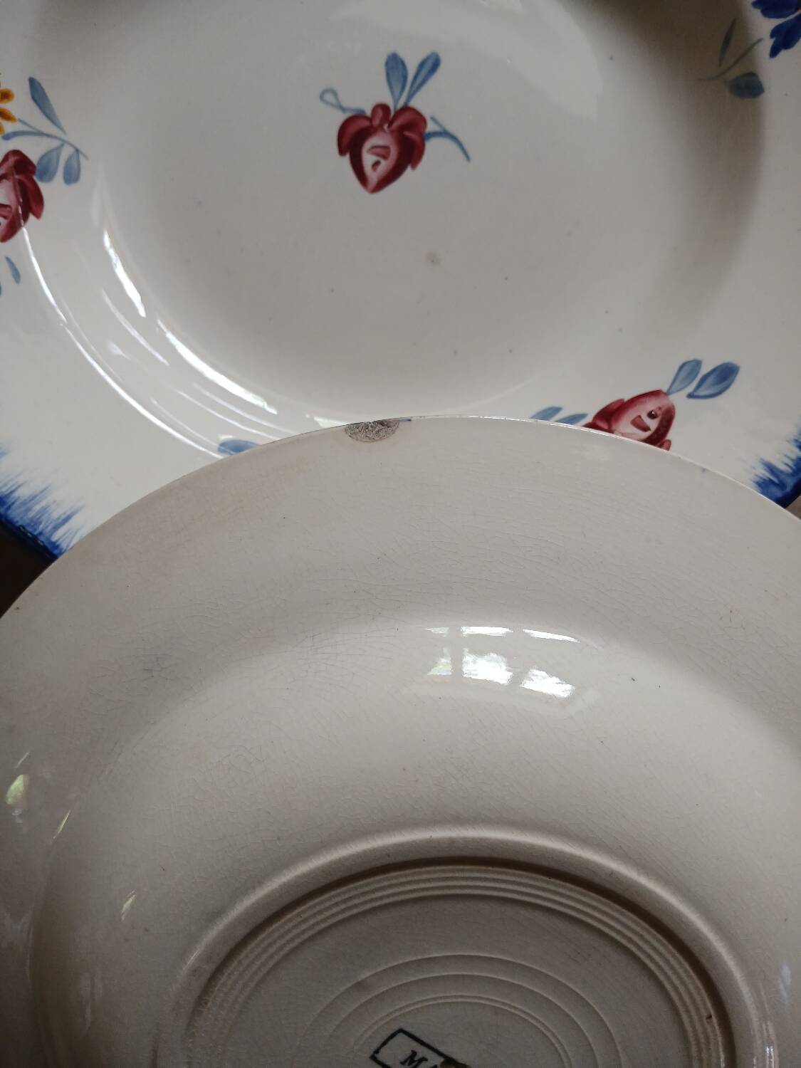 7 Digoin and Sarreguemines soup plates