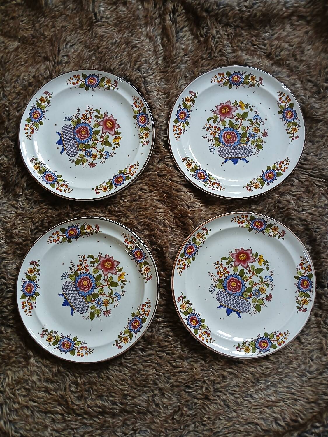 4 antique Sarreguemines plates, "Eclat" pattern