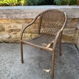 Small children's chair in beige scoubidou.