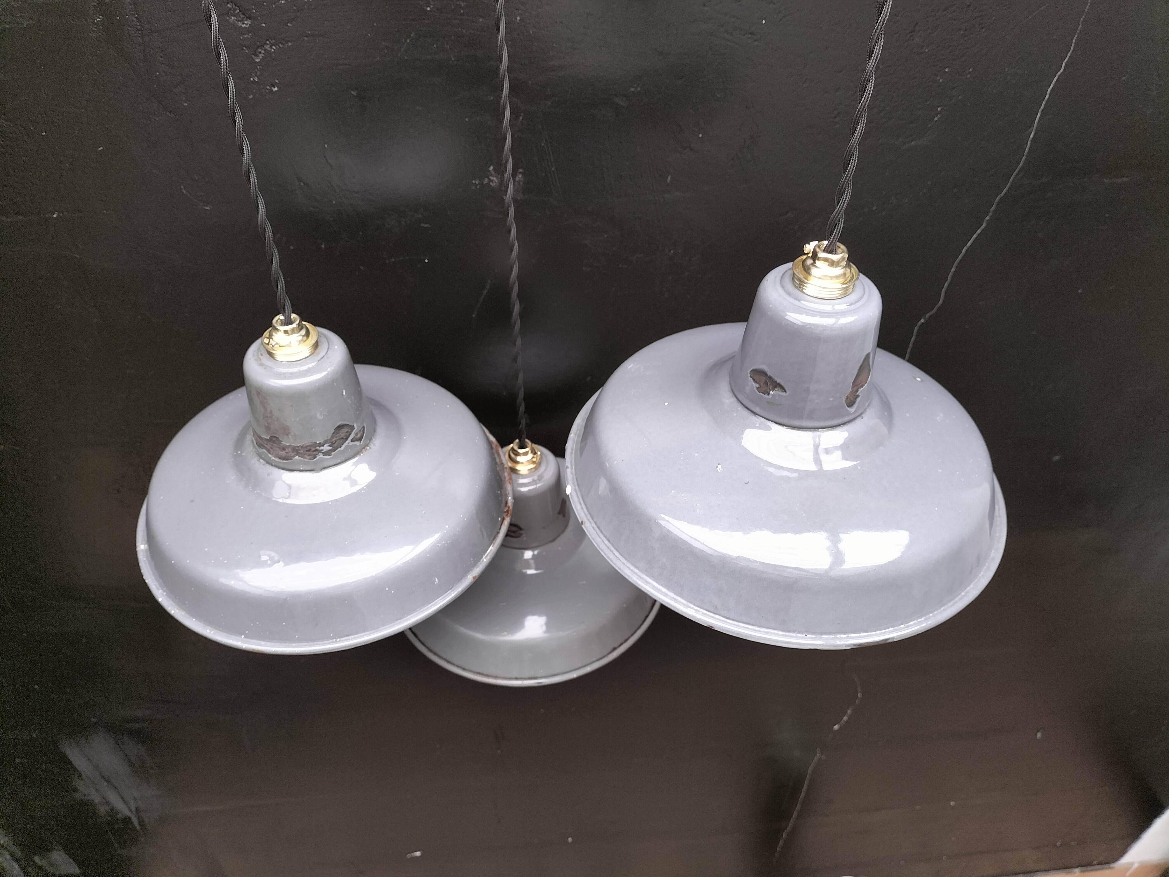 3 industrial pendant lights