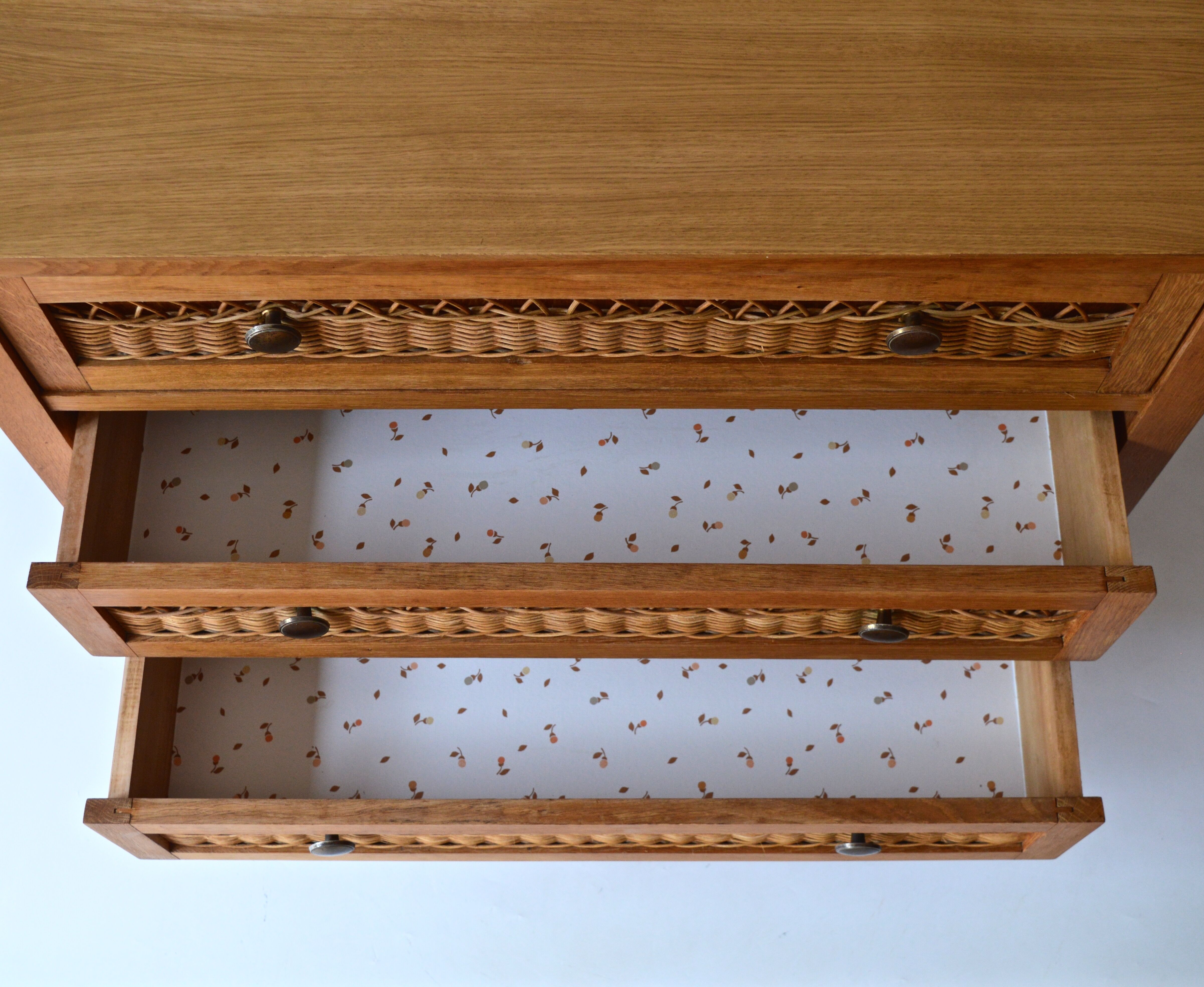 Rattan chest of drawers