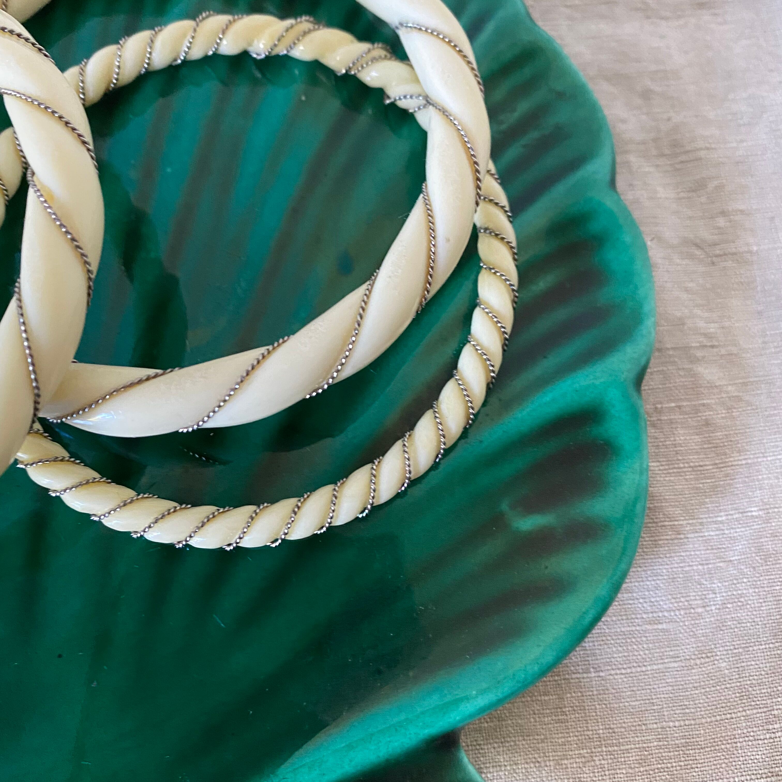 Empty ceramic pocket scallop shell