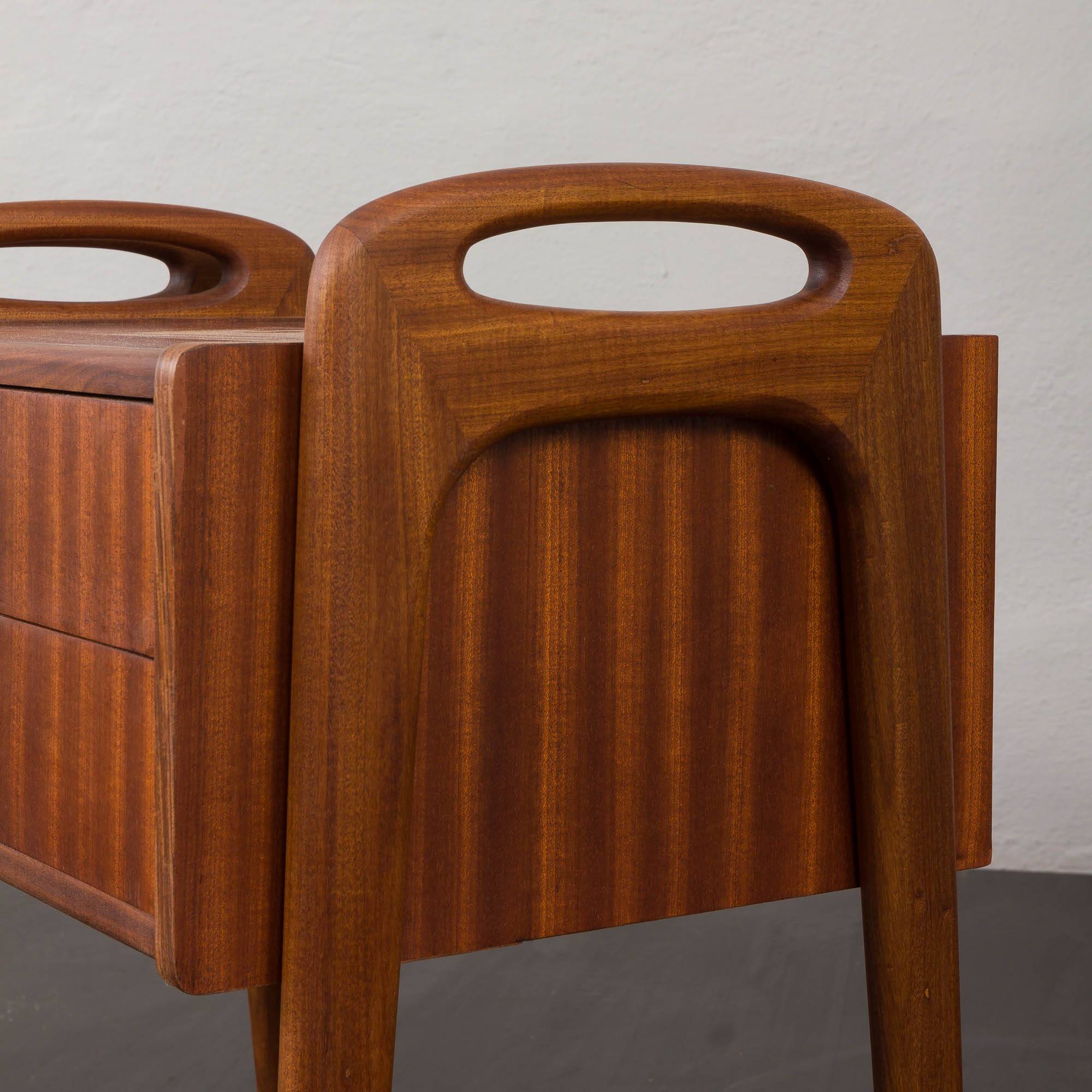 Paire de deux tables de chevet danoises attr. à Carl Aage Skov, Danemark, années 1960