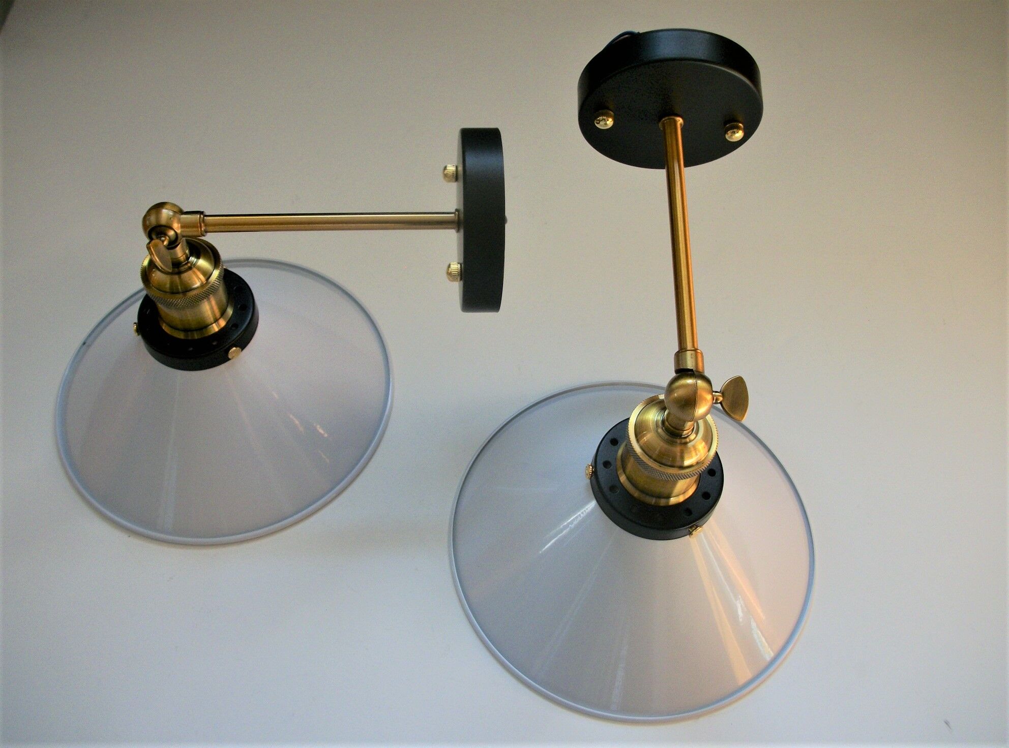 Paire d'appliques industrielles