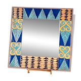 Enamelled lava mirror