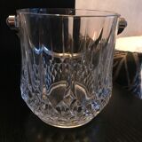 Ice bucket