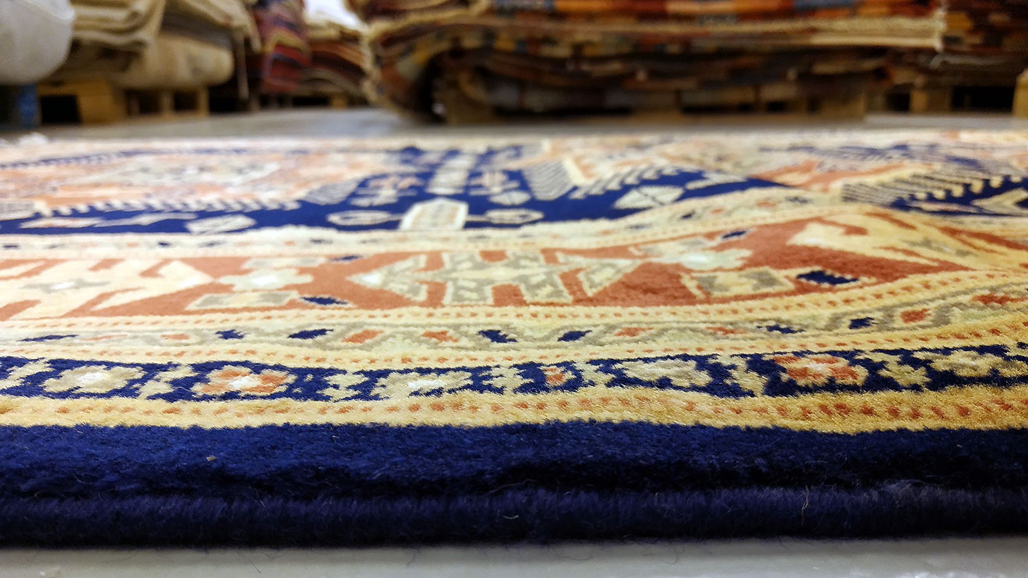Tapis d'orient entièrement fait à la main "karachi" 191x127cm
