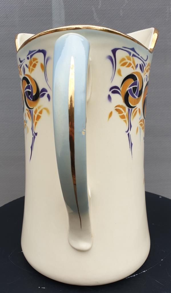 Art deco toilet broc model turban