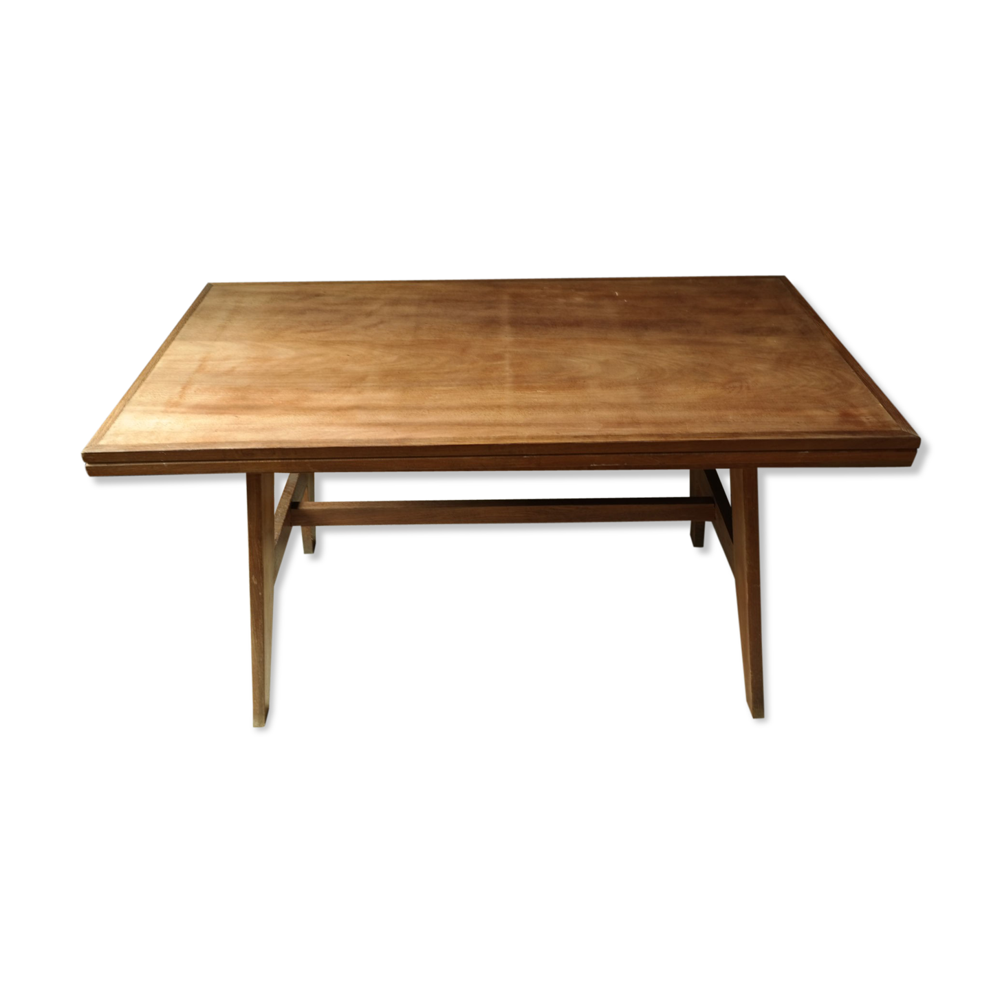 René Gabriel dining table, Reconstruction period
