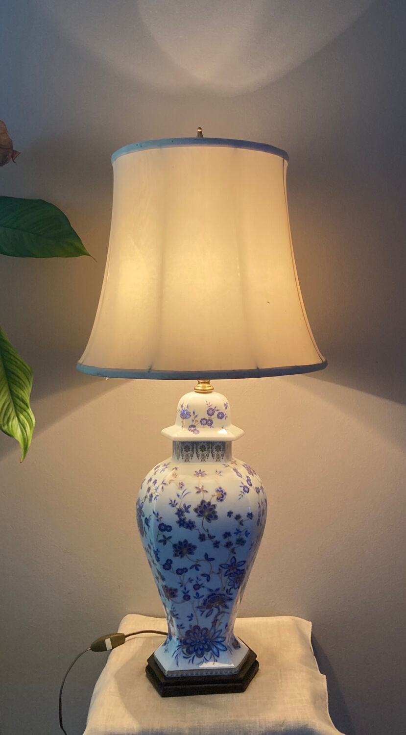 Porcelain living lamp nineteenth handmade decorations, double lighting